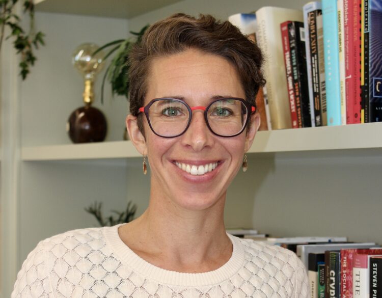 hospitality workers, Emily Wagestream