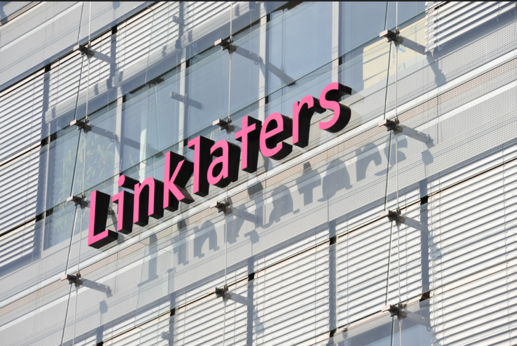 Linklaters offers employees flexible bank holidays