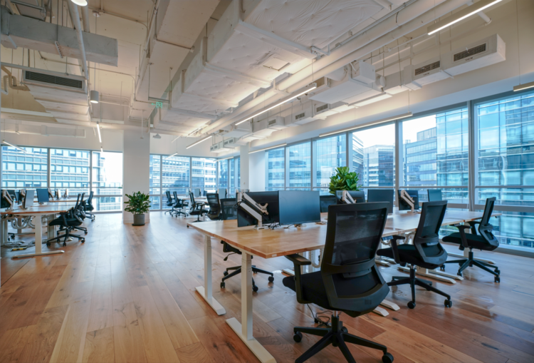 One in 10 want full-time office working