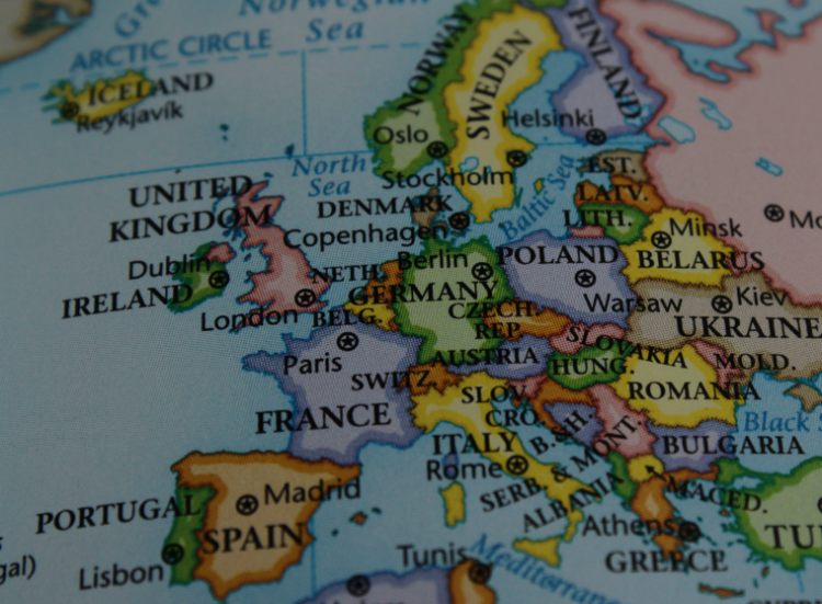 Map of Europe and Britain, pay