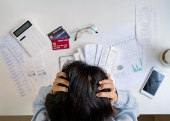 Financial stress, wellbeing, productivity, money. worries, concerns, health, workplace, mental wellebing